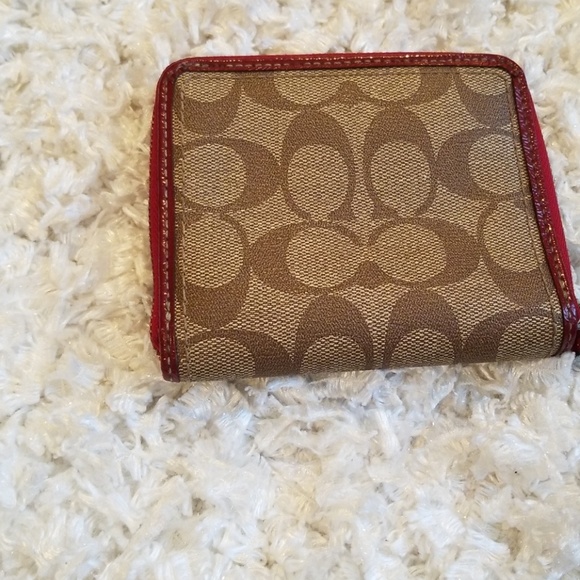 Wallet - Picture 2 of 3